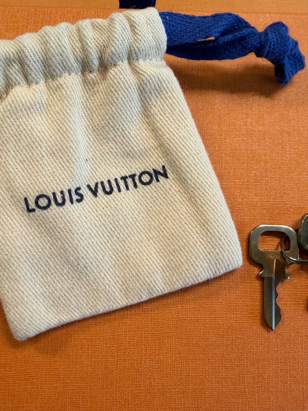 Louis Vuitton lock keys #319. Never used